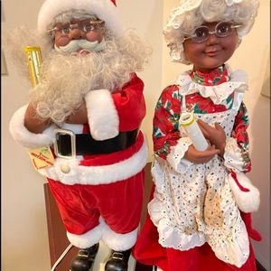 Santa Claus & Mrs Claus.